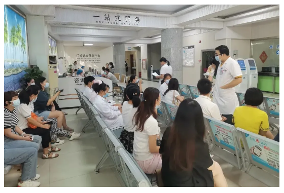 【我为群众办实事】桂林市妇女儿童医院党员志愿者助力疫苗接种工作