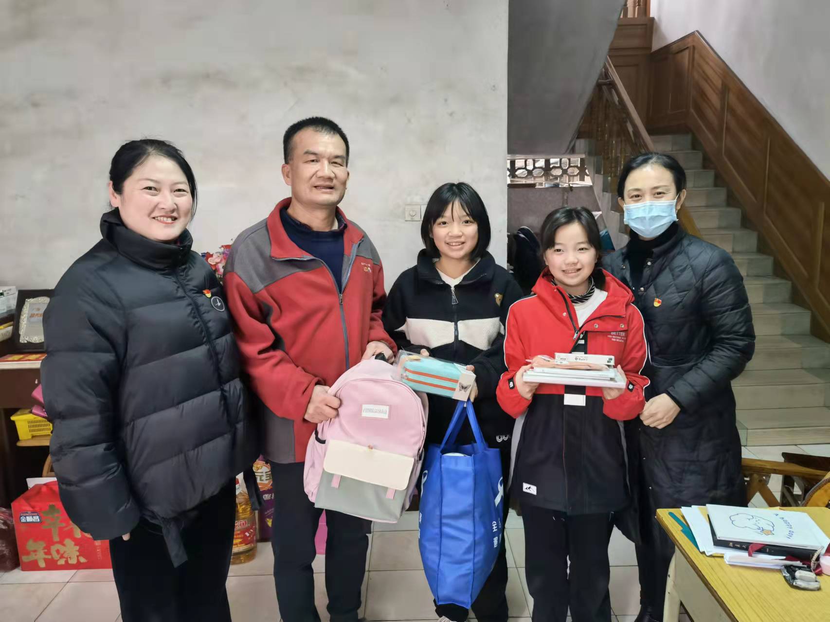 【我为群众办实事】我院行政一支部开展“迎新春·送温暖”主题党日活动