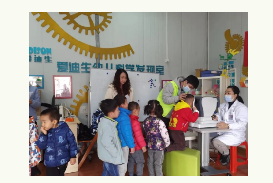 关爱学生眼健康,视力筛查进校园 | 桂林市妇女儿童医院顺利开展儿童青少年视力监测建档工作