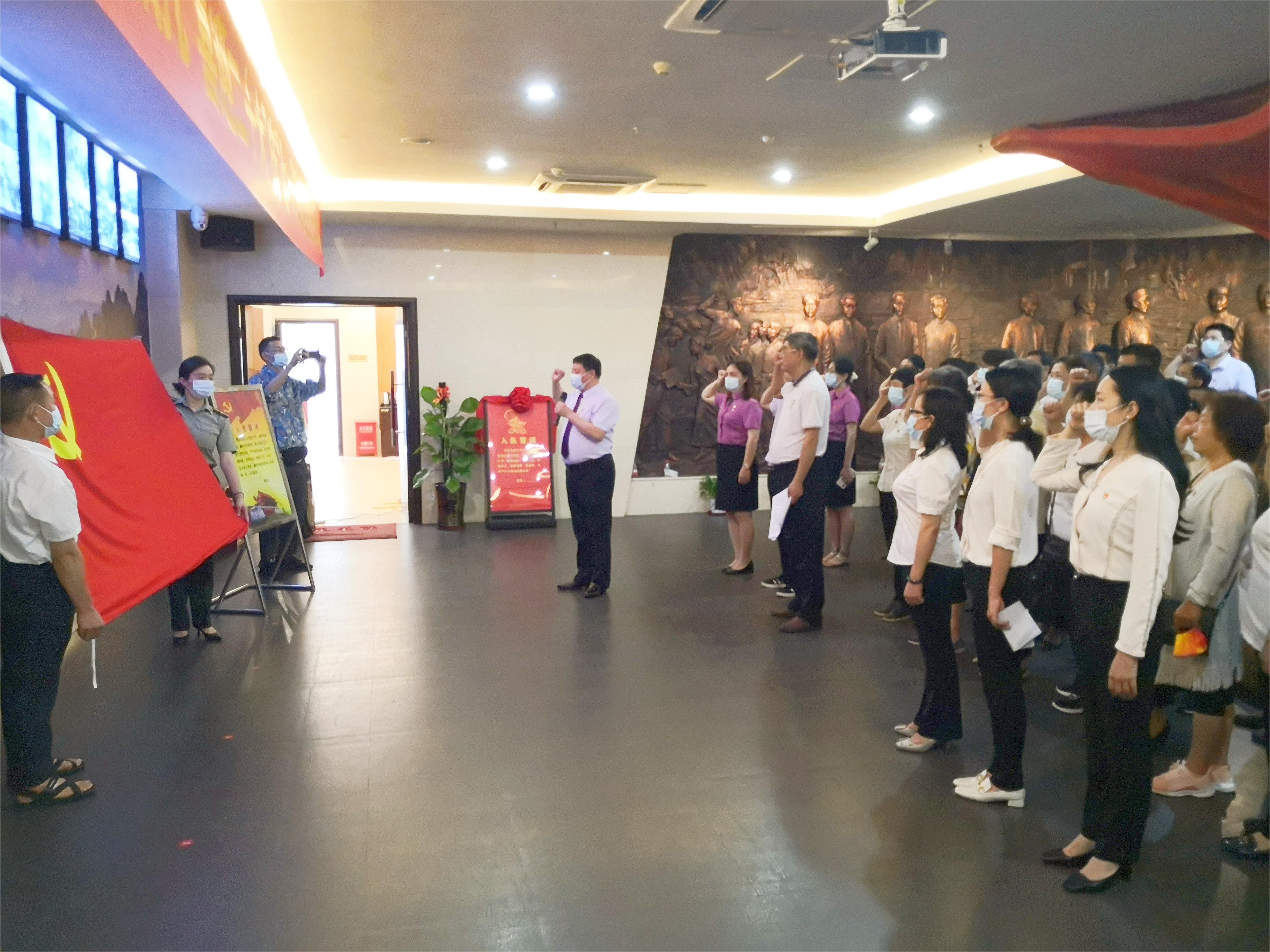 市妇幼保健院携手市妇联、八办共办“牢记领袖嘱托 喜迎二十大”庆“七一”政治生日活动