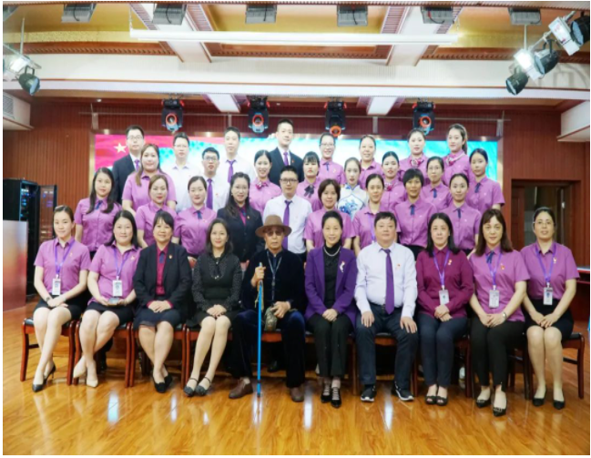 喜迎二十大 踔厉奋发向未来 | 我院综合部举办“书香妇幼、医患和谐、阅读圆梦”主题读书分享比赛