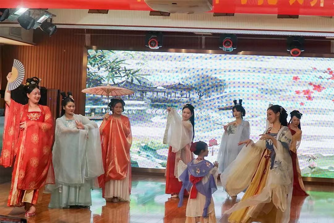 桂林市妇幼保健院2022年母乳喂养周公益活动圆满结束