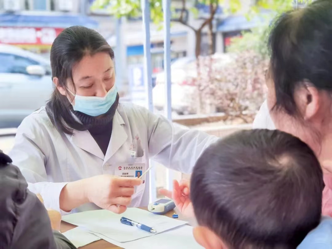 【致敬医师节】桂林市妇幼保健院专家风采展示:内分泌科学科带头人汤锦萍