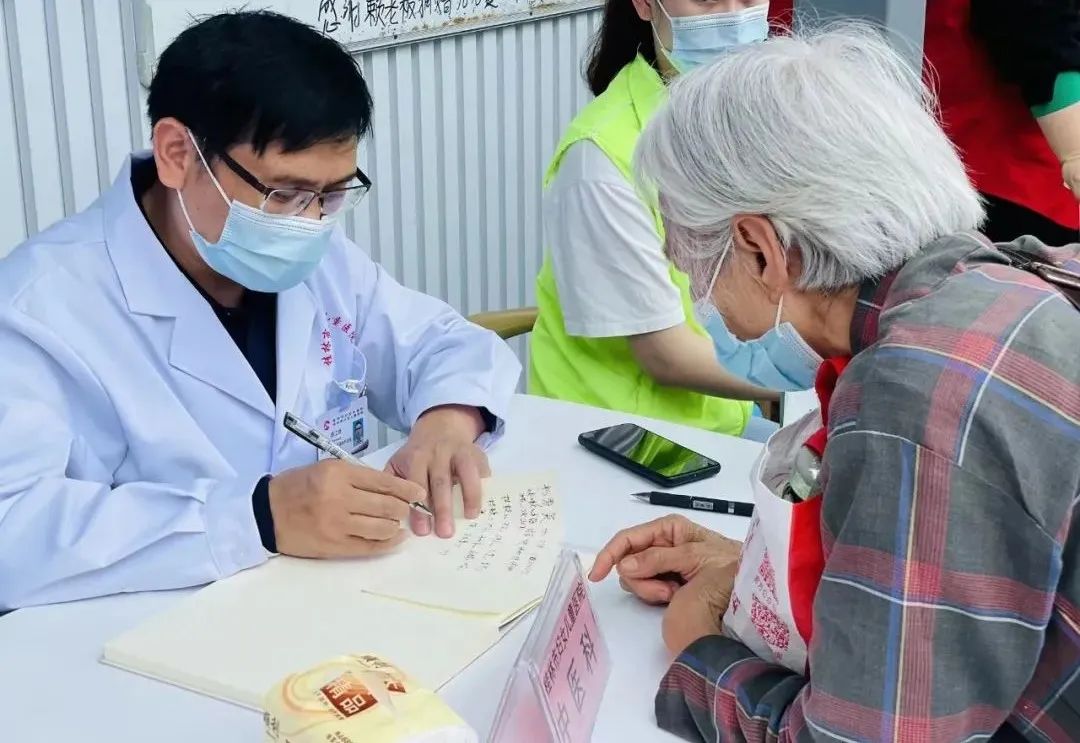 【致敬医师节】桂林市妇幼保健院专家风采展示：中医科学科带头人陈江明