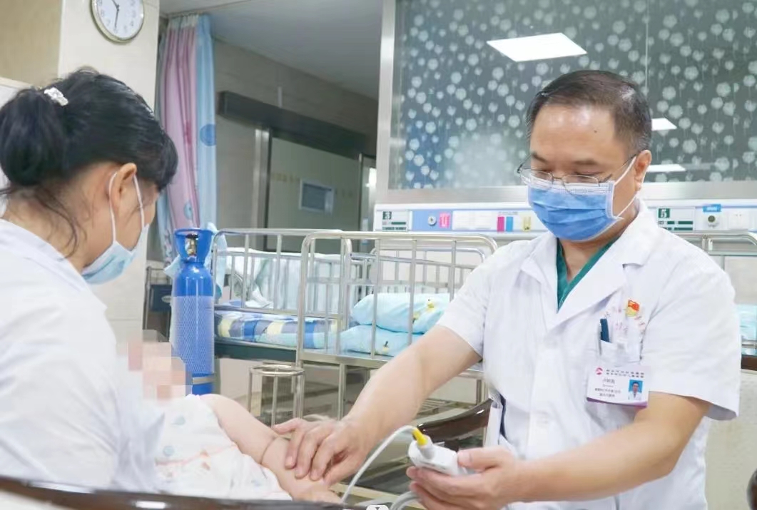 【致敬医师节】桂林市妇幼保健院专家风采展示：麻醉科学科带头人卢树昌