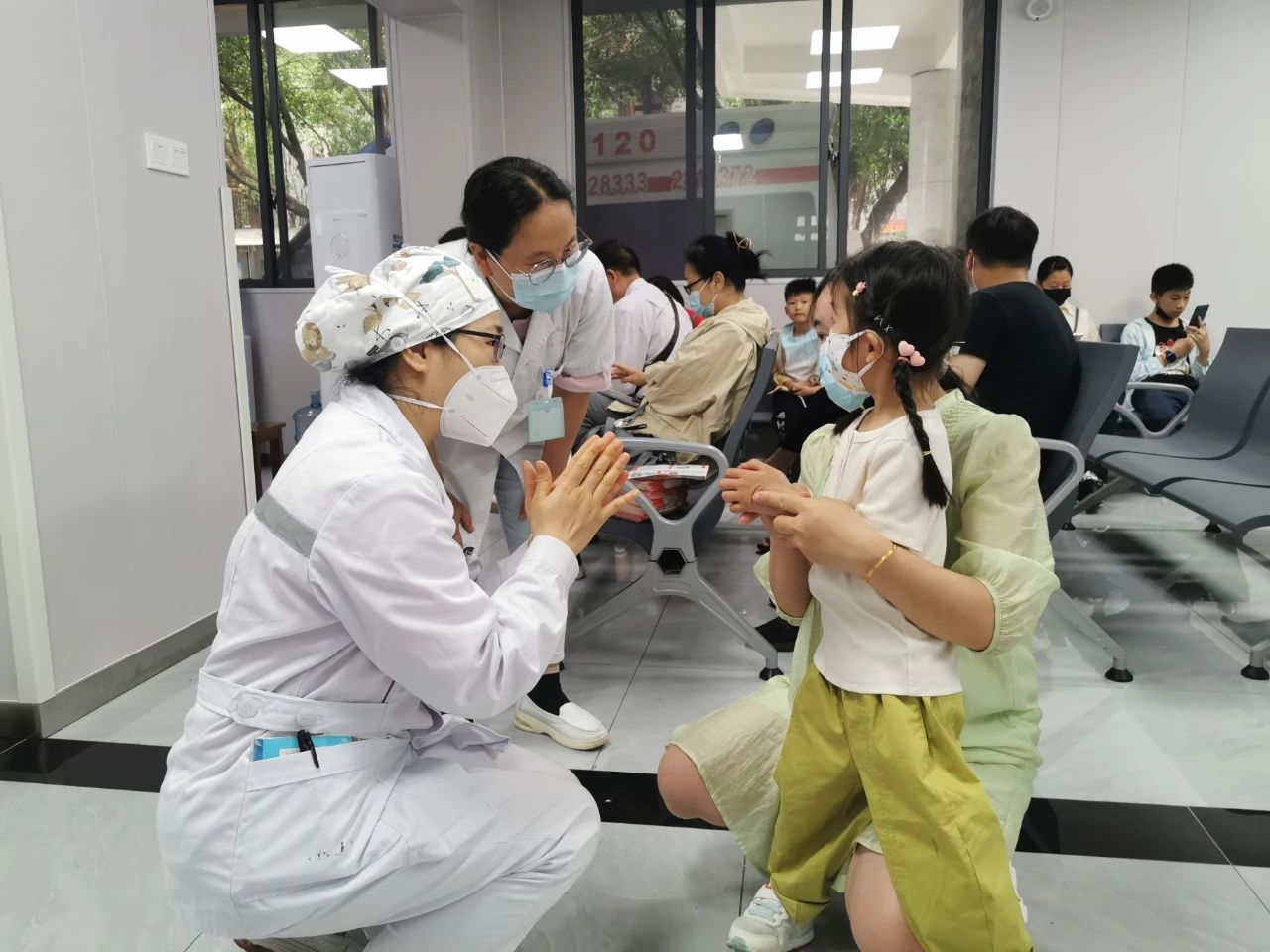我院开展“世界手卫日”系列宣传活动