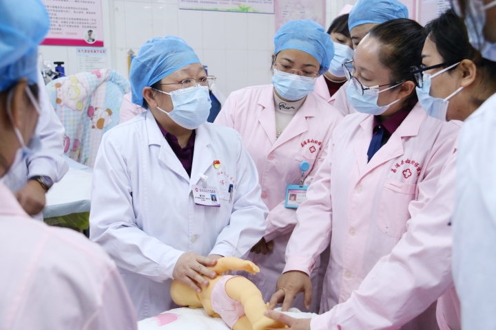 【医联体动态】我院赴荔浦市妇幼保健院开展产科业务技术指导工作